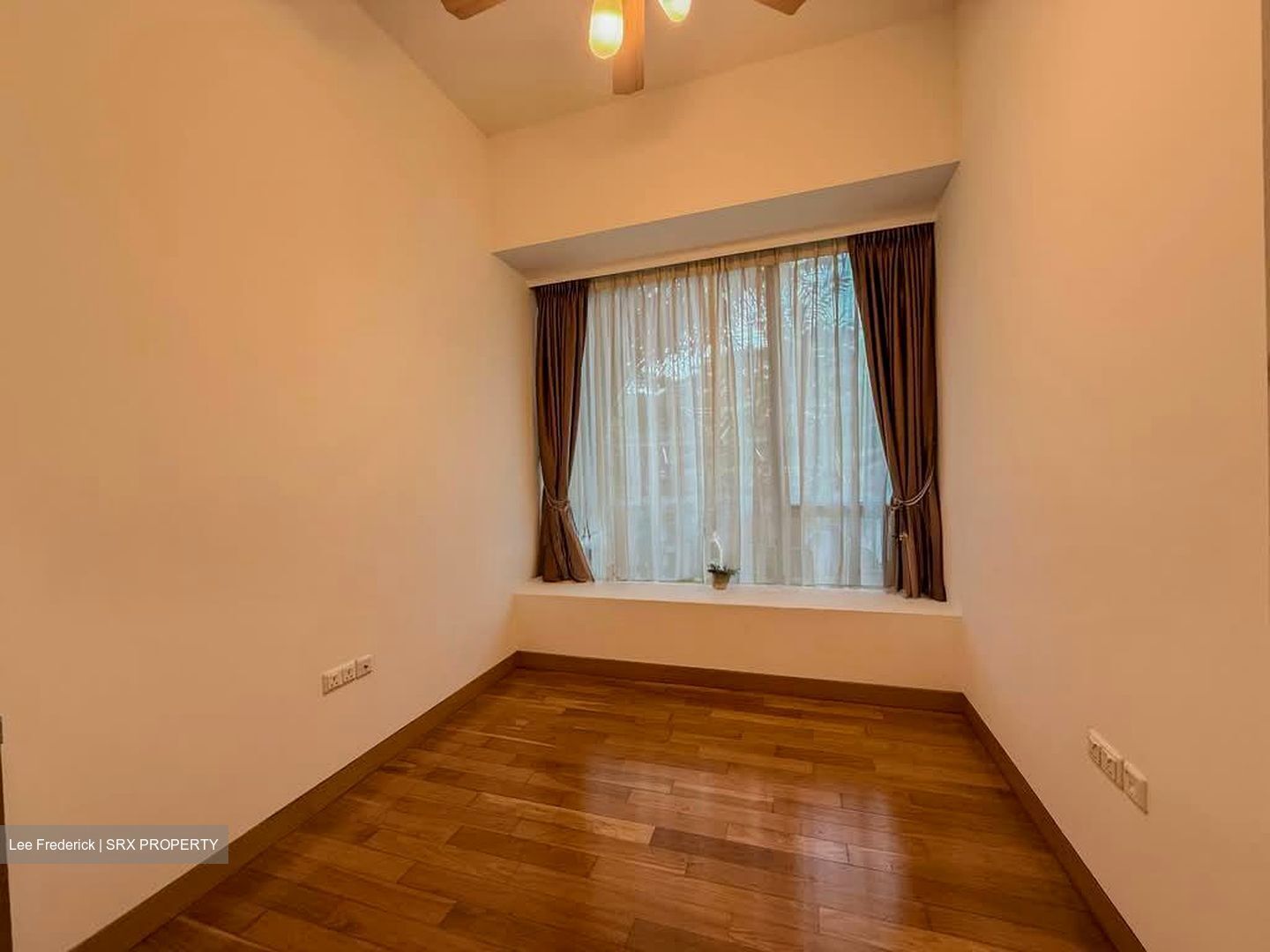 SilverSea (D15), Condominium #542121141